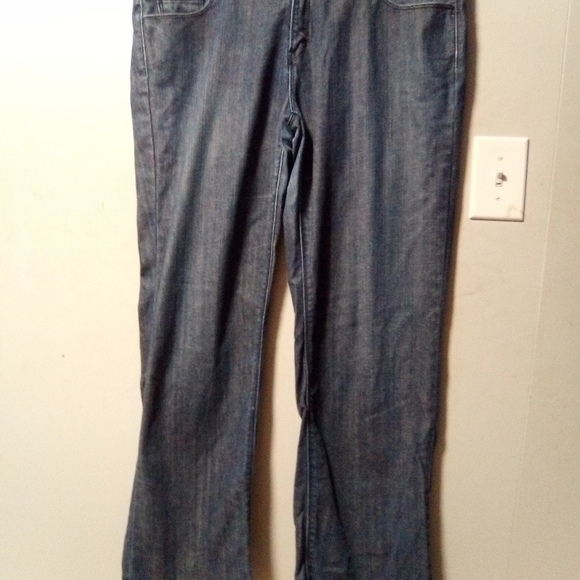 LEVI low-rise boot cut 545 vintage women's jeans. Size 24. (40X32) - Picture 7 of 15